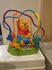 Disney Winnie the Pooh 2000  Bee Bead Wire Maze  Baby Toy with Lights and Noise