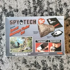 Tested/Working Spy Tech Electronic Secret Message Finder Set in Box (Tyco, 1991)
