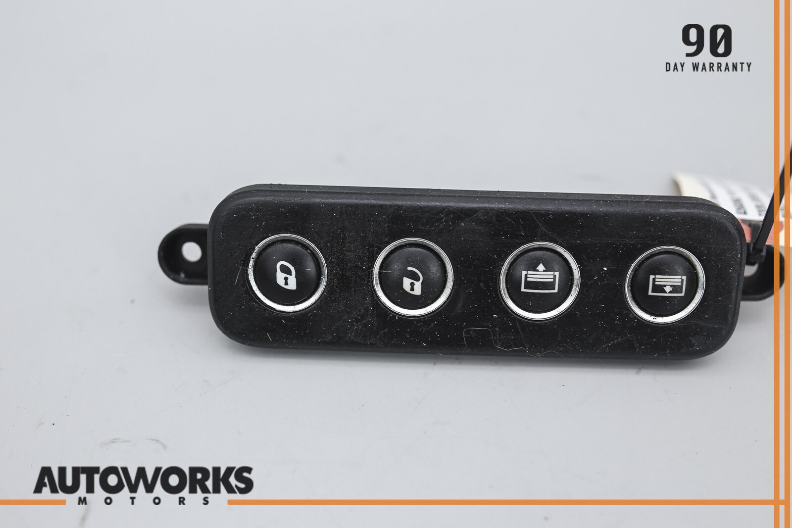 03-13 Maserati Quattroporte M139 Rear Center Console Control Switch 198031 OEM