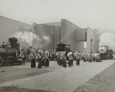 New York Weltausstellung letzte Szene Eisenbahnen auf Parade Festzug 1939 8 x 10 Foto