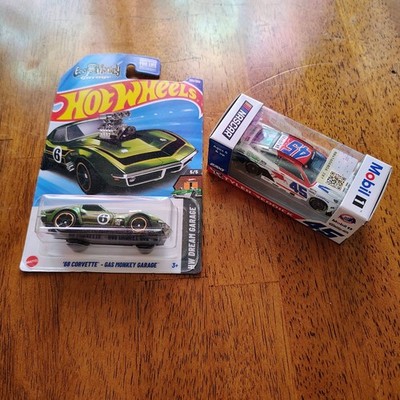 Mobile 1 / Gas Monkey Die Cast Cars New in Box