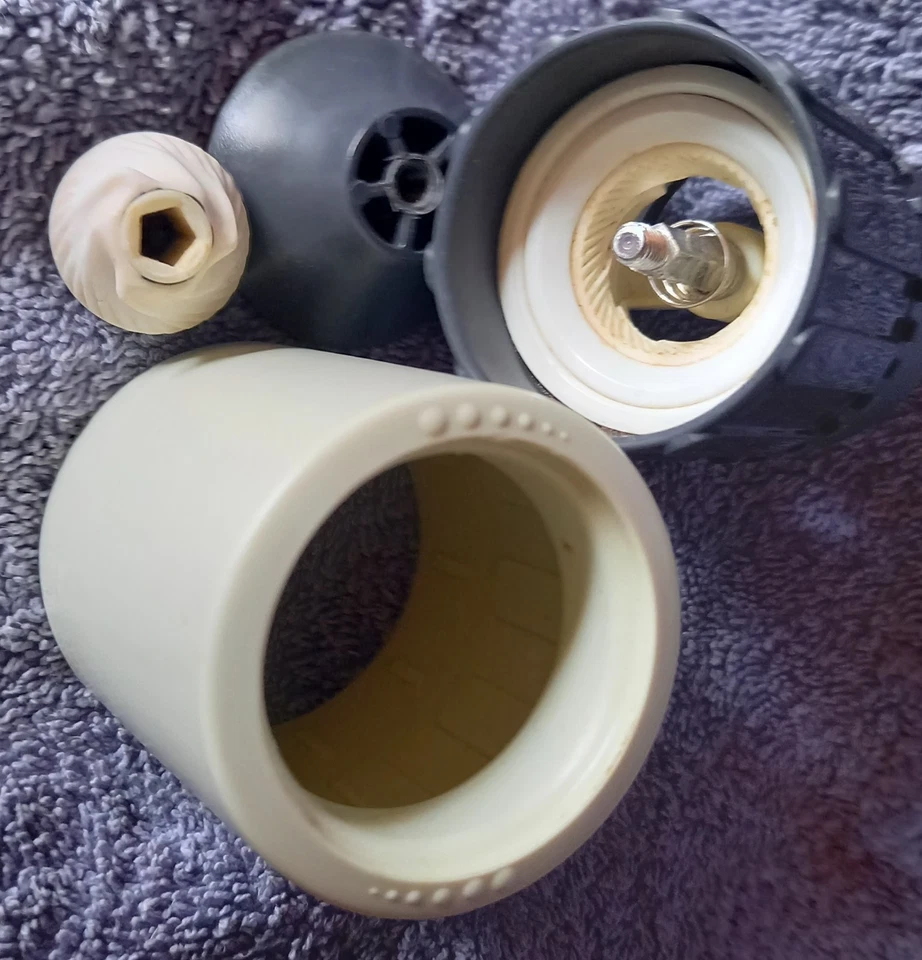 Tupperware  Gourmet - Mühle C 105   Pfeffermühle - Bild 3 von 4