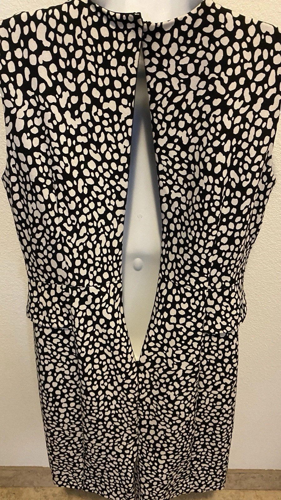 VETEMENTS Abito smanicato Ann Taylor taglia 12 nero bianco fantasia aderente