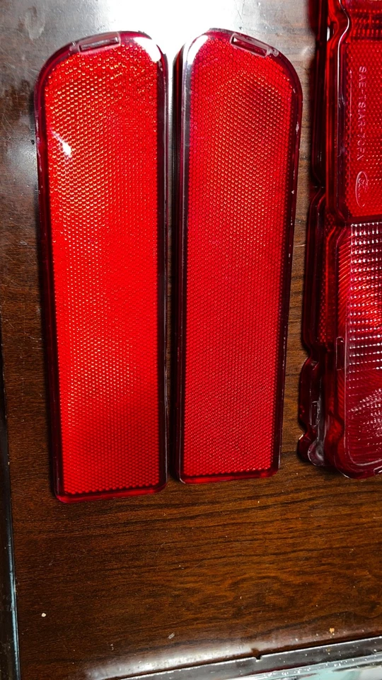 LEFT & RIGHT 1975 - 78 MERCURY BOBCAT FORD PINTO TAIL  ASSY EVERYTHING PICTURED! - Image 2 of 4