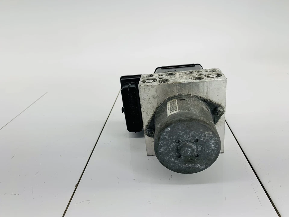 17-18 VOLKSWAGEN TIGUAN LIMITED ANTI BRAKE LOCK SYSTEM ABS STABILITY PUMP OEM - Image 3 of 4