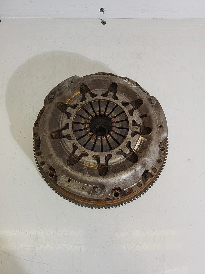 FORD FIESTA ZETEC TDCI HATCHBACK 5 portas 2008-2012 1398 VOLANTE MASSA DUPLA K13 - Imagem 2 de 4