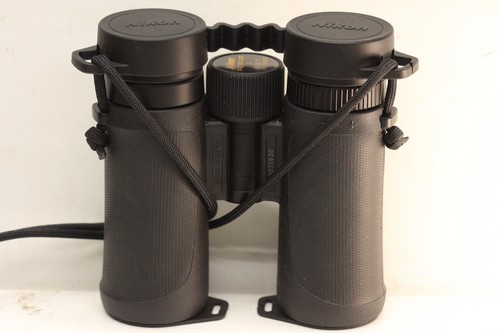 Nikon 10x30 Prostaff 7 Waterproof Binocular bright&clear - Picture 2 of 5