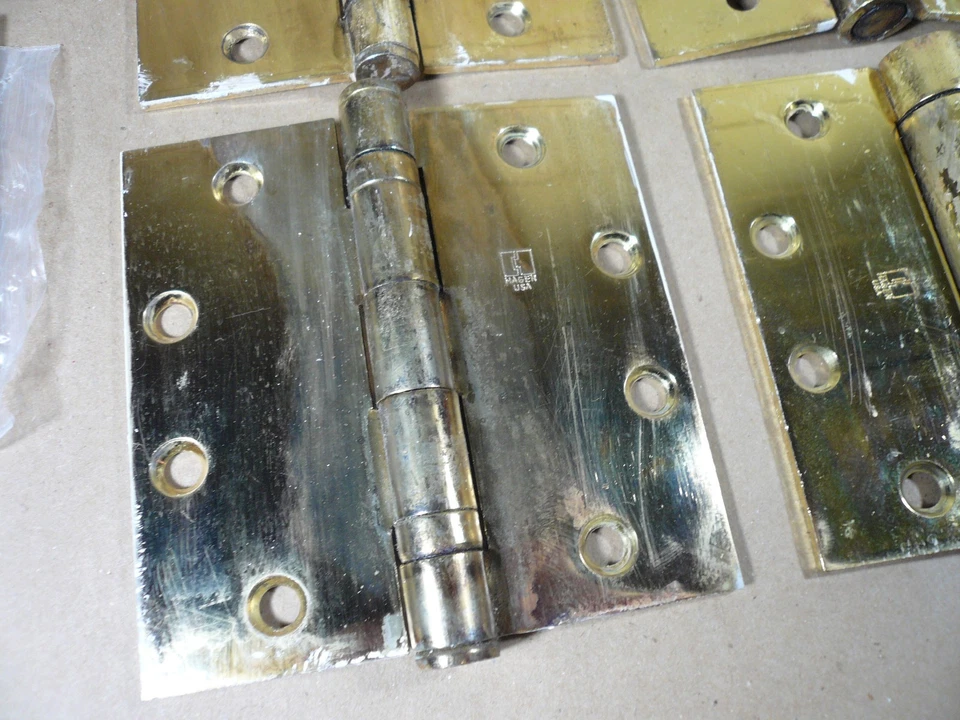 6 Hager Heavy Duty Brass Door Hinges 4 1/2" x 4 1/2" Used - Image 4 of 4