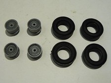 Carrera Exclusiv 124 4 Rims  4 Tires for Hobbyists