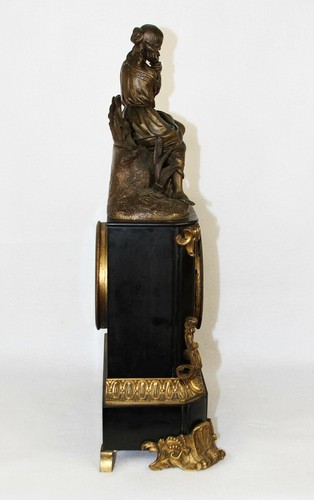 Antique French Figural Ormolu Bronze Finish Metal Black Onyx Mantel Clock - Picture 7 of 10