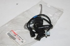 SUPPORT + LEVIER GAUCHE pour YAMAHA RAPTOR 50 .ref: 5YF-82910-00 * ORIGINAL NEUF