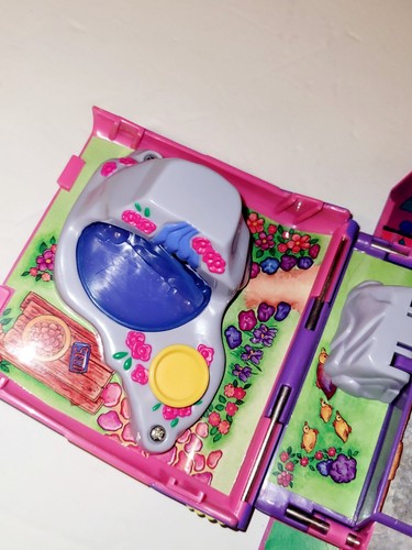 VTG 1995 Pound Puppies Pink Van Camper City Playground Circus Playset Van Only - Picture 9 of 11