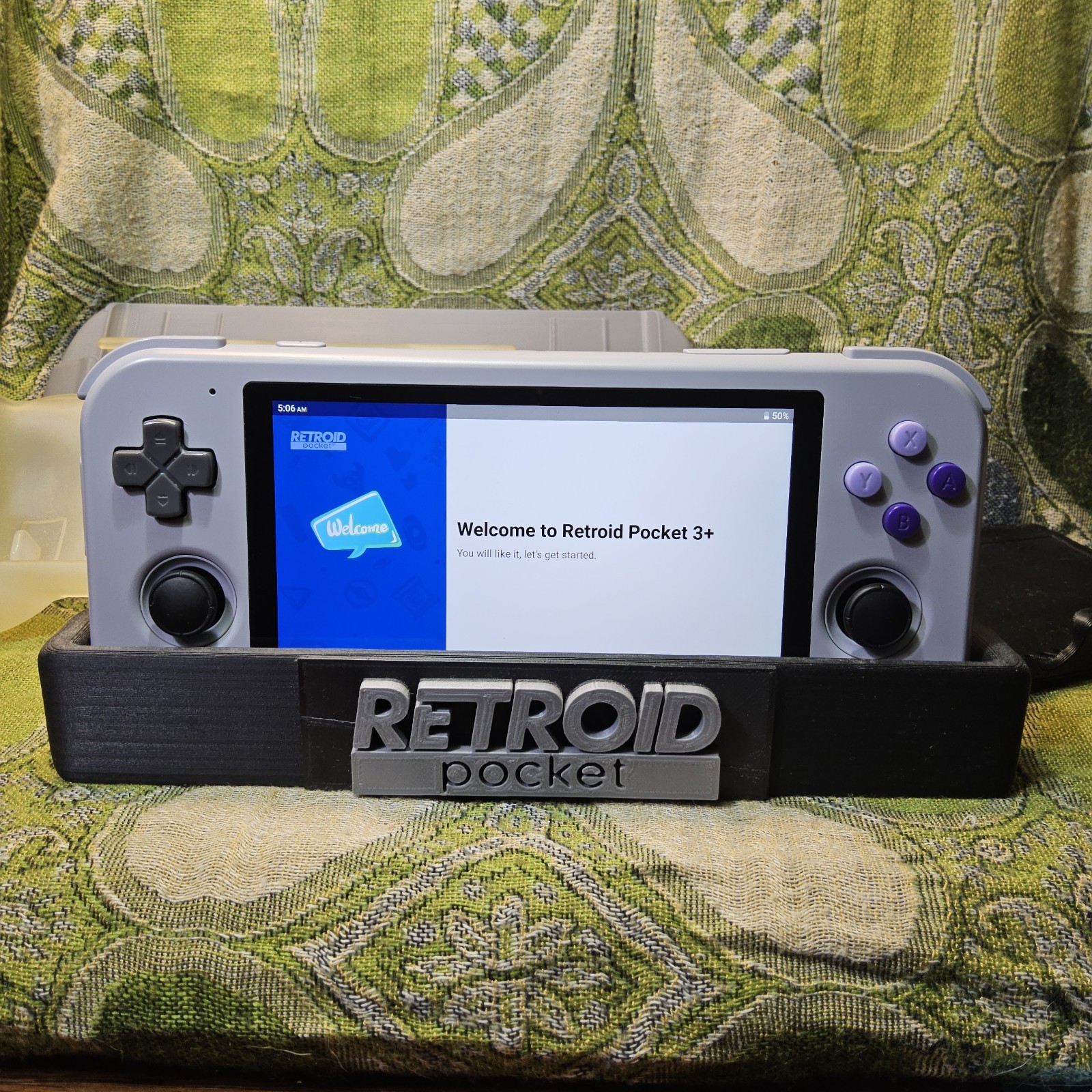 Retroid Pocket 3+ Handheld Game Console