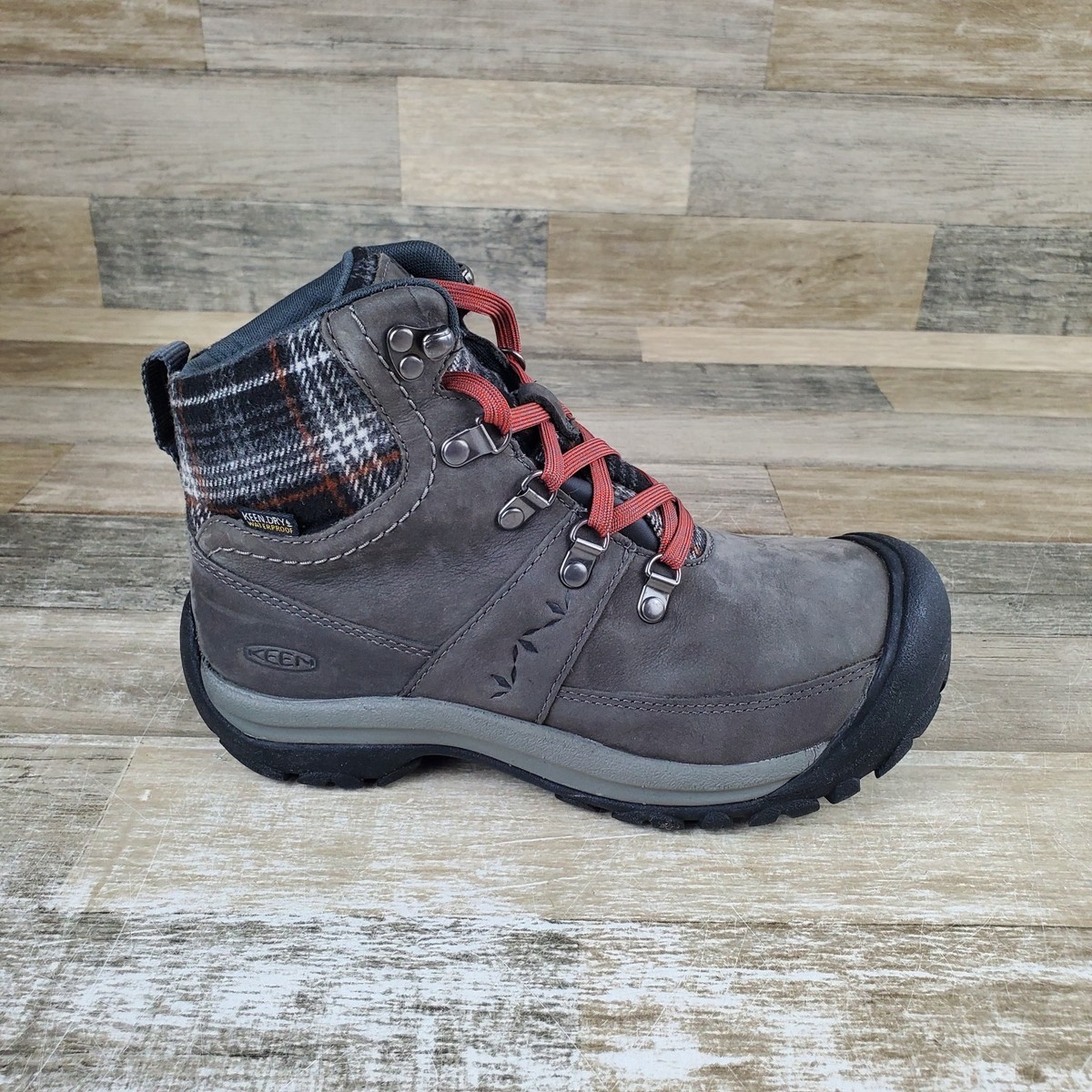 Keen Kaci III Winter Mid Womens Boot Sz Magnet Black