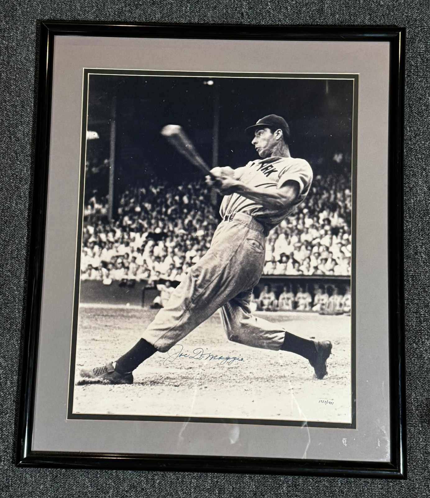 Joe DiMaggio Autographed Signed New York Yankees 24x20 Photo Framed 1 of 1941 