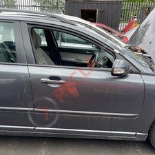VOLVO V50 D5 SE MK1 (MW) 2007-2009 DRIVERS O/S FRONT DOOR