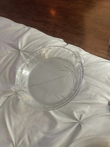 VINTAGE PYREX PIE PLATE GLASS DISH 9.5 in. DEEP FLUTED 