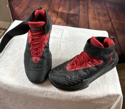 Authenticated Cert Jordan Fly Unlimited Red & Black  display picture 3