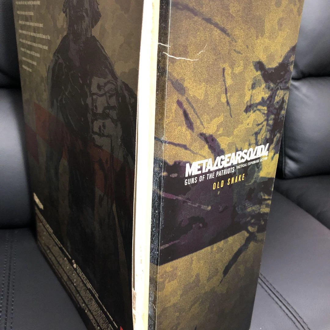 比較的美品 RAH メタルギア ソリッド4 SOLID SNAKEMGS4 Ver