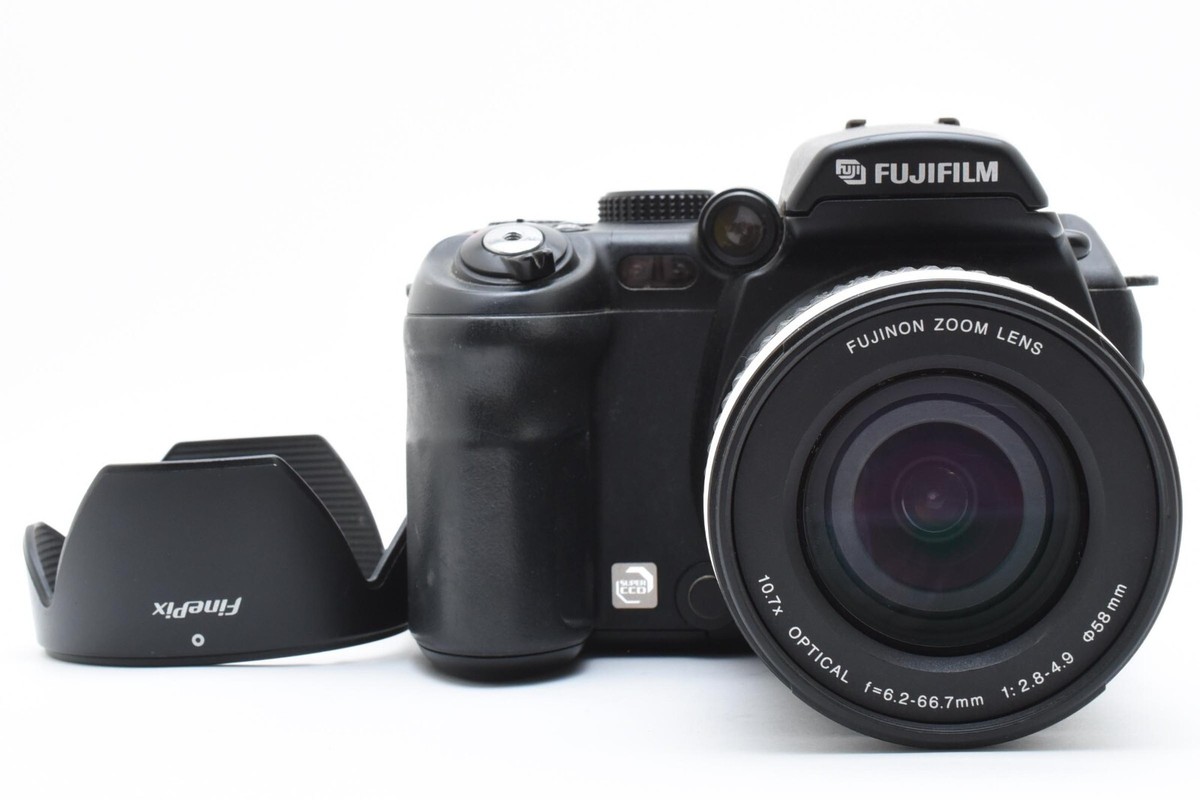 ■ほぼ新品■ FUJIFILM FinePix S9000 #..378 Fujifilm FinePix S9000 9.0 MP Compact Digital Camera Black From