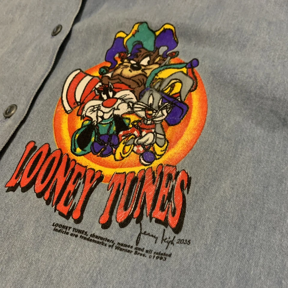 Camisa manga longa vintage anos 90 1993 Looney Tunes com botões tamanho M Rap Urban Clean - Imagem 3 de 4