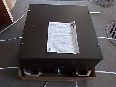 NEW LSI Industries GFM-400-MHR-MT HID Luminaire Parking Lot Outdoor Light Lamp