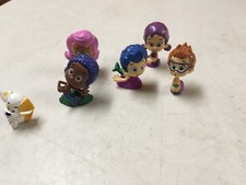 BUBBLE GUPPIES CAKE TOPPERS BIG LOT FIGURES  FUN BIRTHDAY CAKE TOPPERS