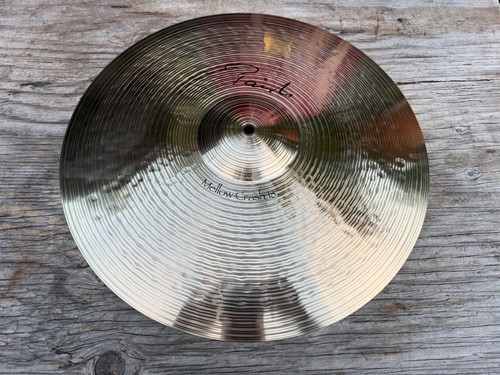 Paiste 18" Signature Mellow Crash Cymbal - EXCELLENT