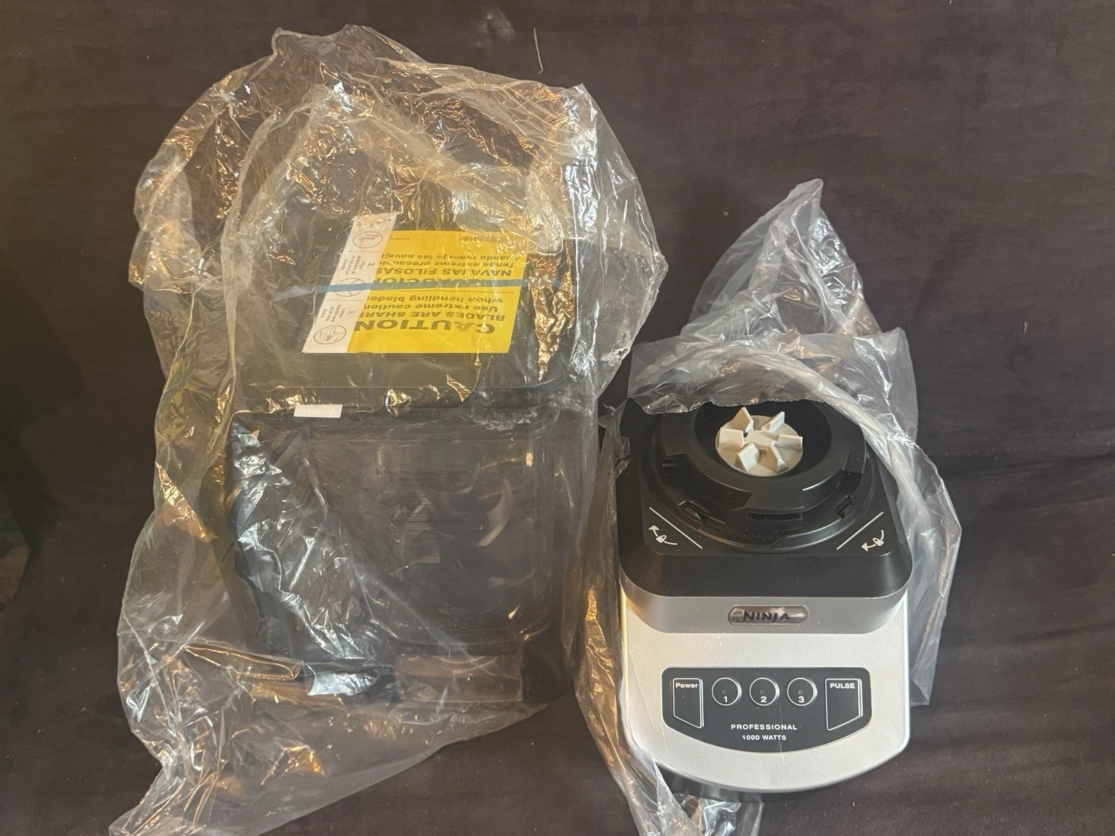 Ninja Professional Blender Black/Grey 1000W 72oz Capacity - Renewed
Opens in a new window or tab