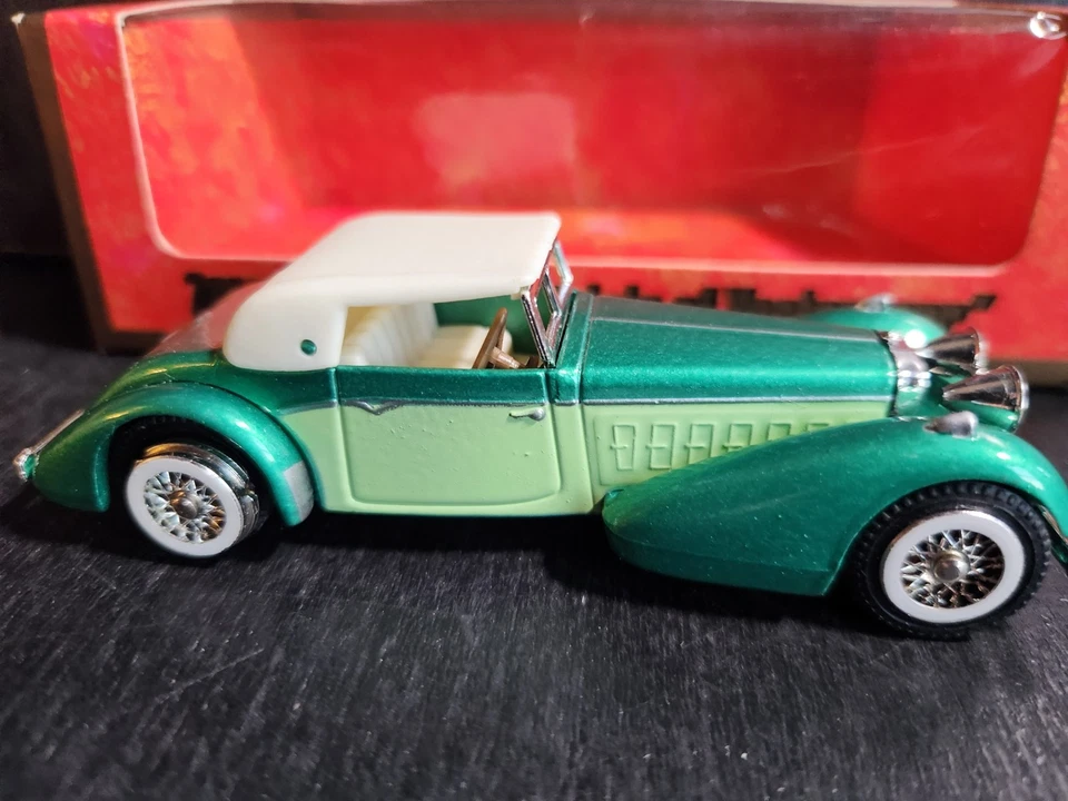 MATCHBOX MODELS OF YESTERYEAR Y-17  1938 HISPANO SUIZA ROADSTER GREEN 1973 NIB - Image 4 of 4
