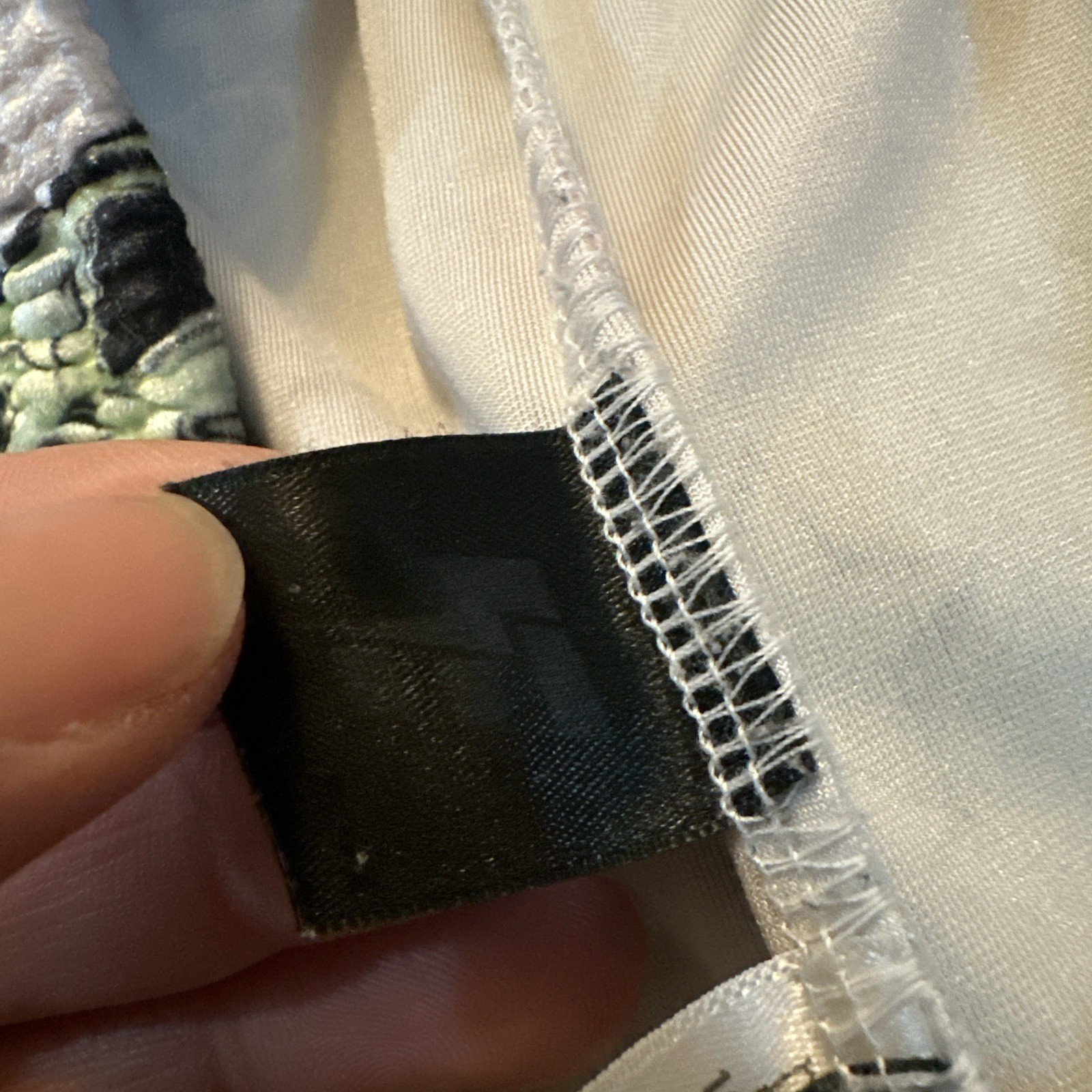 RETIRED Electro Threads Alien Elastic Shorts Mens… - image 8