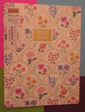 7/2025-2026 MONTHLY Women PLANNER  FLOWERs - 18 Month SOFT COVER  - NOTES
