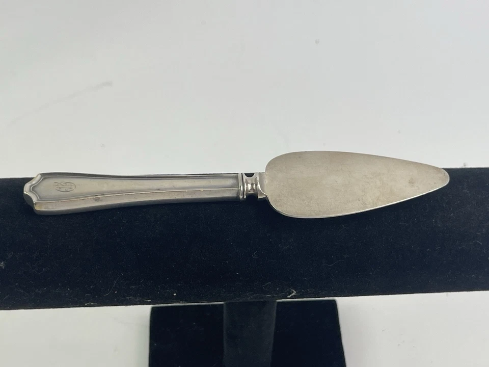 Servidor de pastel de plata esterlina vintage Alvin patrón Hamilton petite 6-1/4" Foto 2 de 4