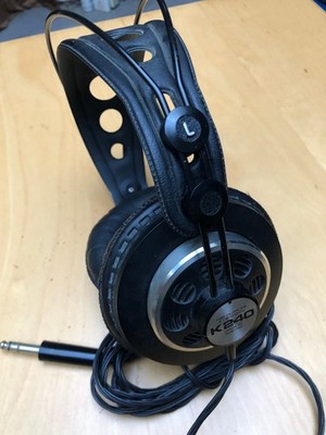 AKG Kopfhörer