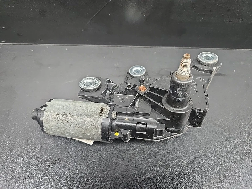 AUDI A3 A4 A6 Q5 Q7 S4 S6 SQ5 WAGON/SUV REAR TAILGATE WIPER MOTOR OEM 8E9955711E - Image 2 of 4