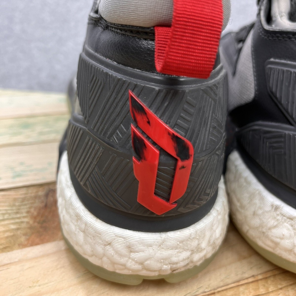 Adidas D Lillard 2 Boost Basketball Shoes Mens Sz 10 Heather Gray Sneaker AQ7413 Adidas D Lillard 2 Boost Basketball Shoes Mens Sz 10 Heather  main image 2