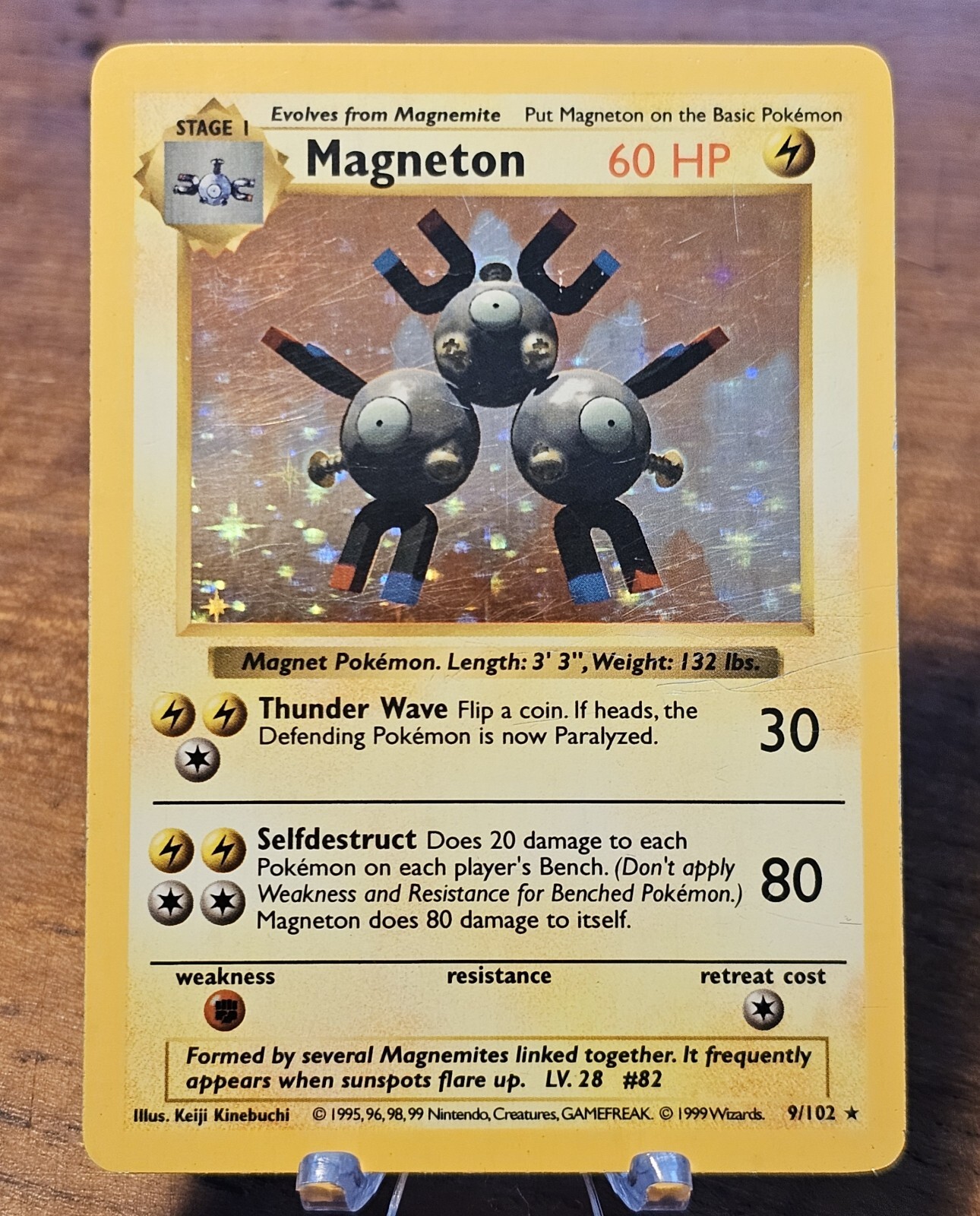1999 Pokemon Shadowless Magneton 9/102 Base Set Holo Rare LP