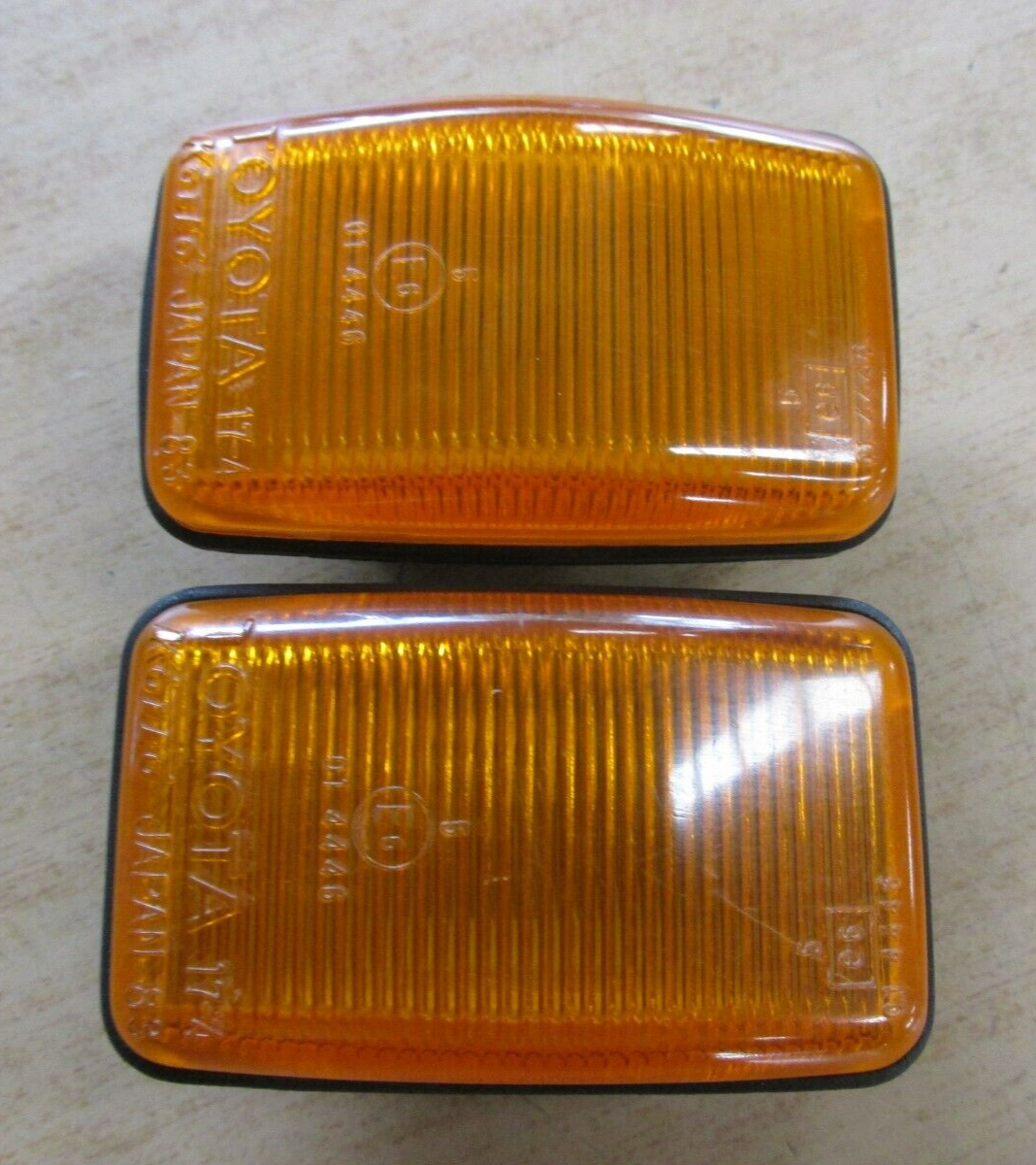 JDM Toyota Land Cruiser KZJ78 Side Marker Fender Light Fender Lamp