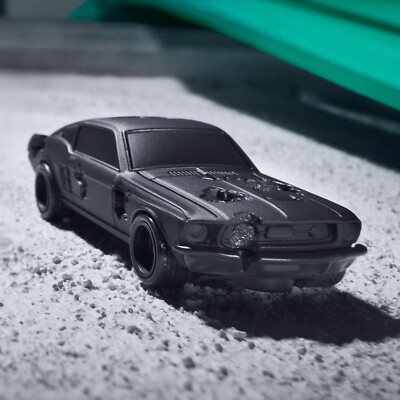 小物 Hot Wheels Lap 4 Eroded Ford Mustang s-l400.jpg