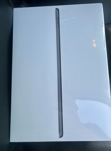 Apple 10.2" iPad 9th Generation 64GB Space Gray MK2K3LL/A Wi-Fi Tablet