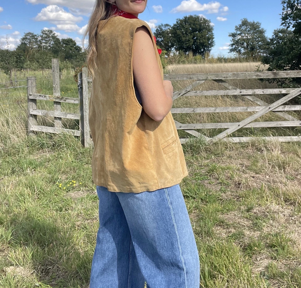 Vintage Size 3XL 16-20 Tan Brown Genuine Suede Leather Waistcoat Camel - Image 3 of 4