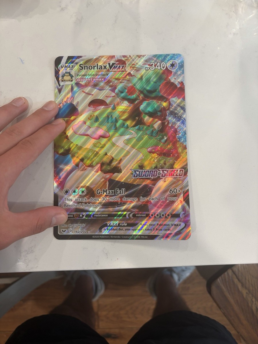 Pokémon Snorlax VMAX 142/202 Oversized Holo Ultra Rare Full Art