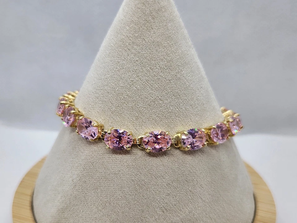 Stunning 10k Gold Pink Bracelet 7" and Earrings - Image 3 of 4