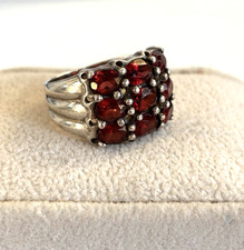 Sterling silver and garnet ring oval faceted Garnets