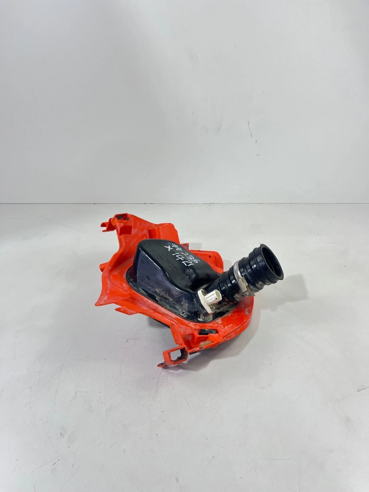 2018 KTM 250SXF OEM AIRBOX WITH AIR SENSOR 79006001000 #236