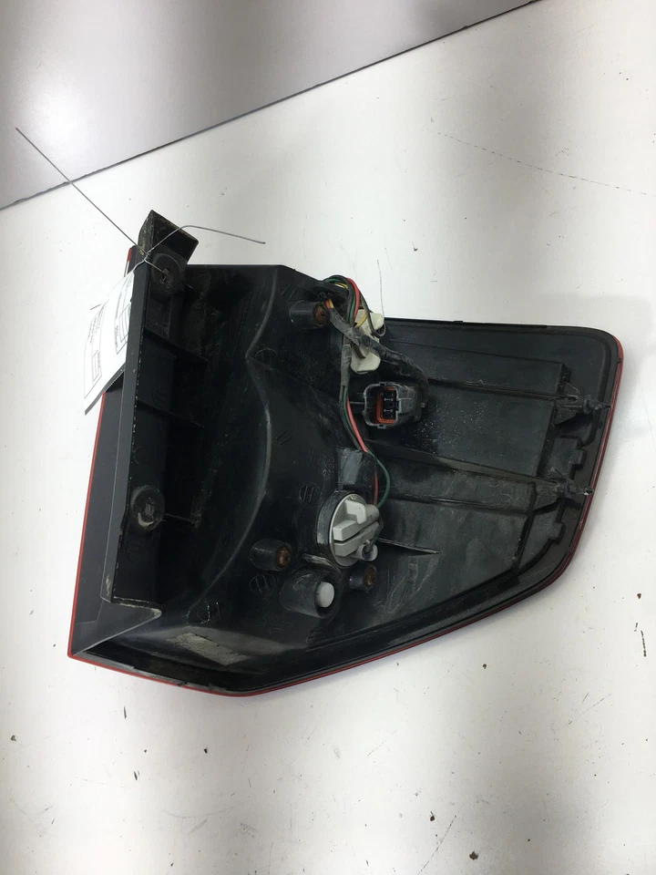 09 10 11 Conjunto de luz trasera derecha Kia KIA BORREGO Foto 3 de 3