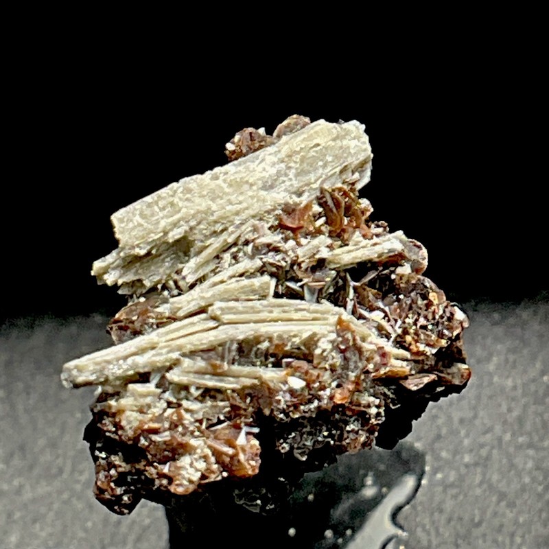 SS Rocks - Leifite (Mont St Hilaire, Quebec, Canada)