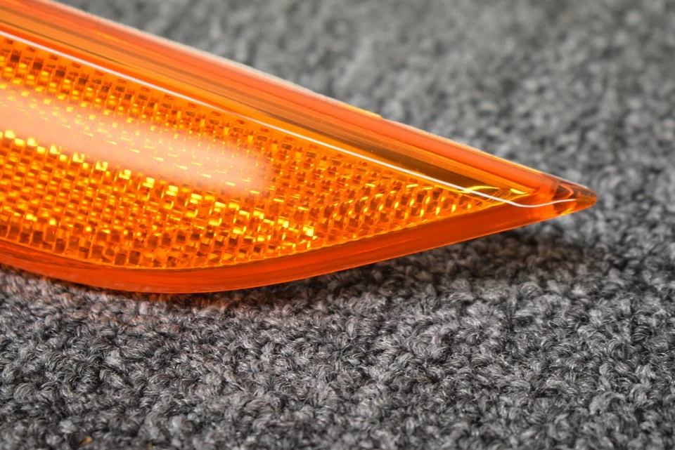 Luz marcadora lateral derecha Porsche 911 2012-2016 fabricante original 99163115802 Foto 3 de 4