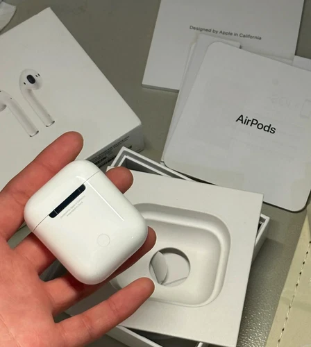For White Apple Earphones 2nd Generation Right Left Pods W/MagSafe Charging Case - Picture 2 of 3