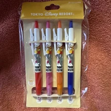 Tokyo Disney Resort Winnie The Pooh & Friends Pen Set New